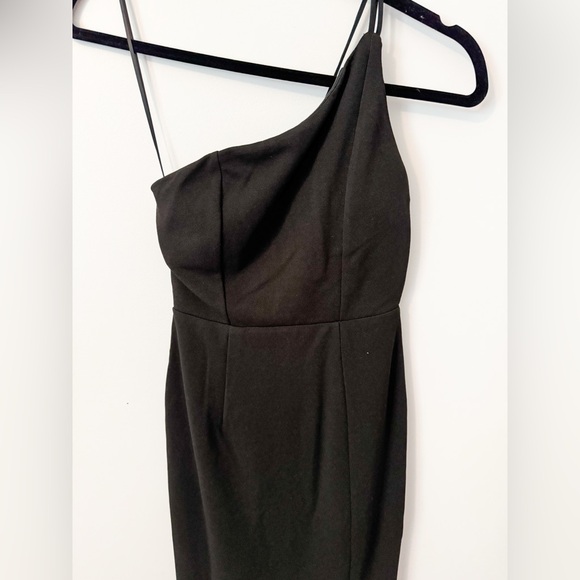 Hello Molly Black One-Shoulder Cocktail Dress - Picture 2 of 5